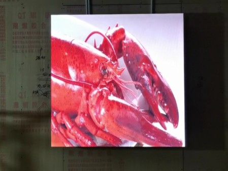 荊州沙市區(qū)荊州工業(yè)園室內(nèi)全彩P1.86  尺寸1.28x1.28m，像素點688x688